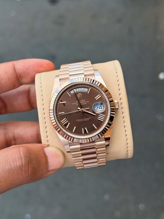 R_OLEX OYSTER PERPETUAL DAY DATE 40 BATTER COPPER - BROWN