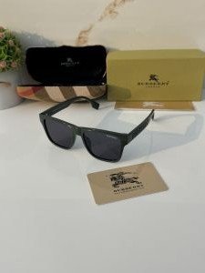 Burberry_4358_green