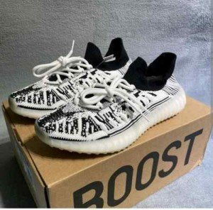 adidass yeezy 350 v2 cmpct slate black white SALE