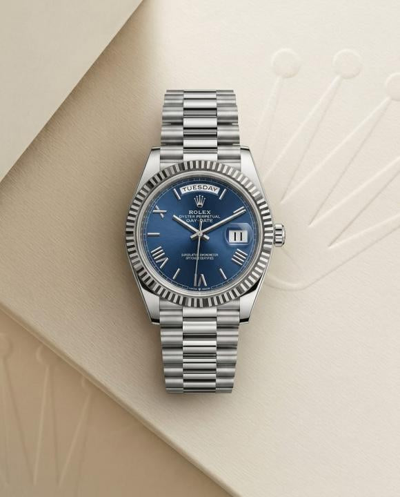 R_OLEX OYSTER PERPETUAL DAY DATE 40 BATTER SILVER - BLUE