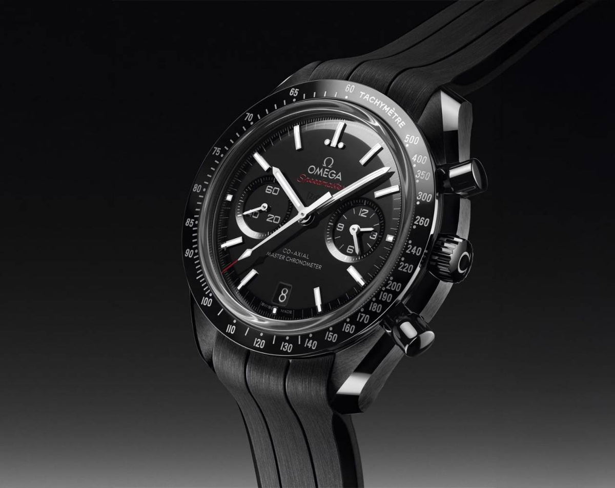 Omegg_a Speedmaster Dark Side of the Moon black white (white niddle)