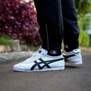 Onitsukaa Tiger Mexico 66 White Black