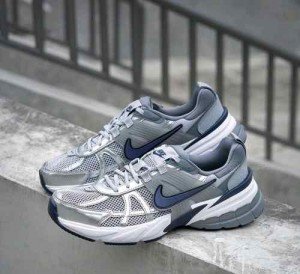 Nikee V2K Run Wolf Grey