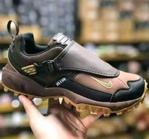 Nikee ACG Phassad Baroque Brown Black khaki